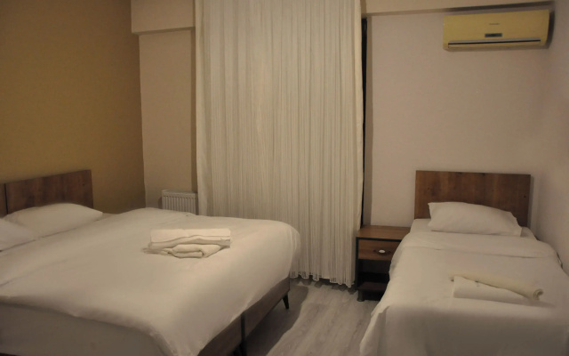 AKS Royal Otel