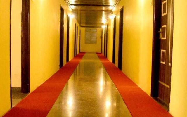 Hotel Kamat Plus