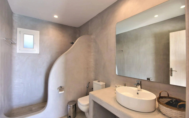 Villa Evi & Suites