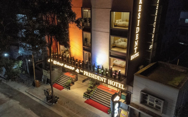 The President Hotel Kumara Park