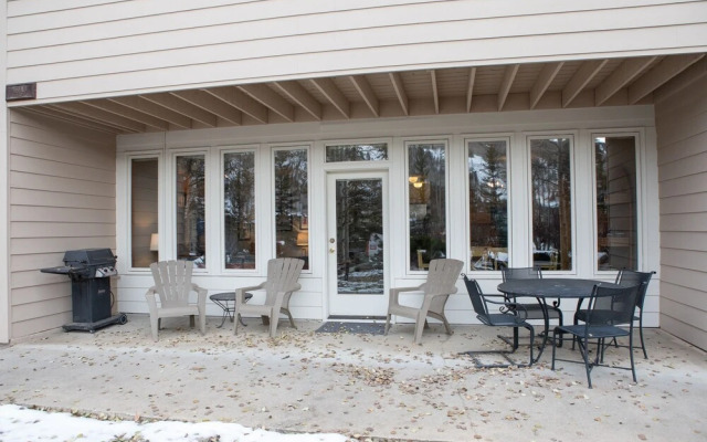 Sunvail S 13e 2 Bedroom Condo by RedAwning