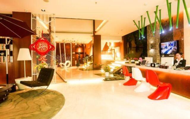 Ceeci Hotel