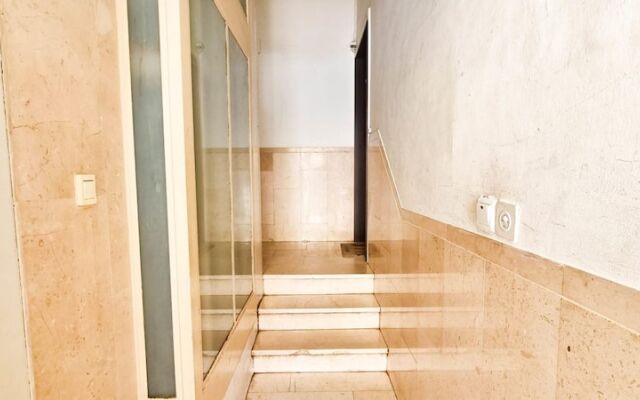 Rupin Pastel in Tel Aviv-yafo