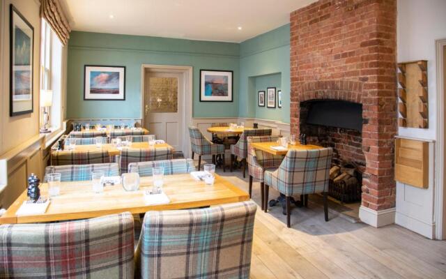 The White Horse Blakeney