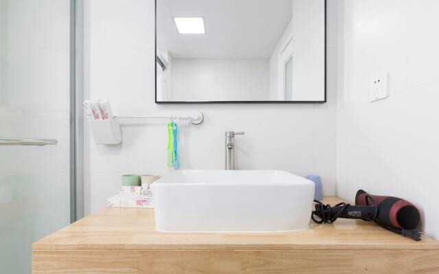 Lazy Apartment - Zhaojiabang Road