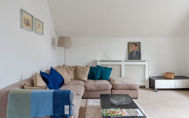 Bright 2Br Home In Wimbledon 4 Guests