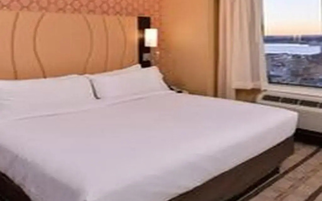 Holiday Inn New York City - Times Square by IHG