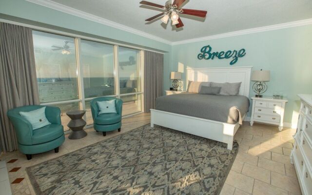 Oceania 703 3 Bedroom Condo by RedAwning