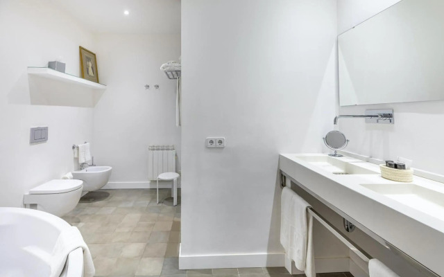 Hotel Llenaire