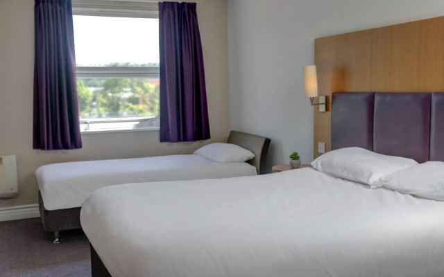 Embassy Newcastle, Sure Hotel Collection by Best Western