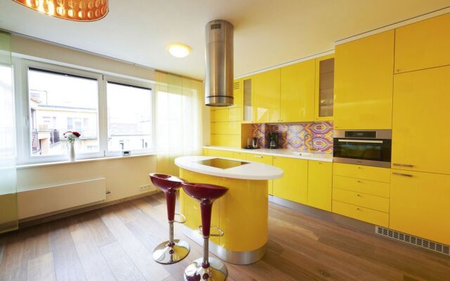 EMPIRENT New Town Apartments