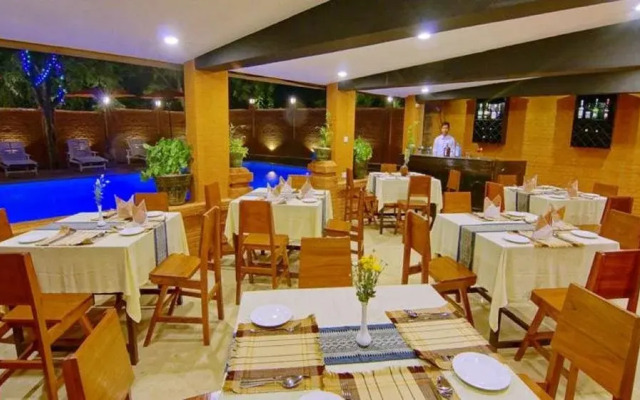 Ingyin Hotel