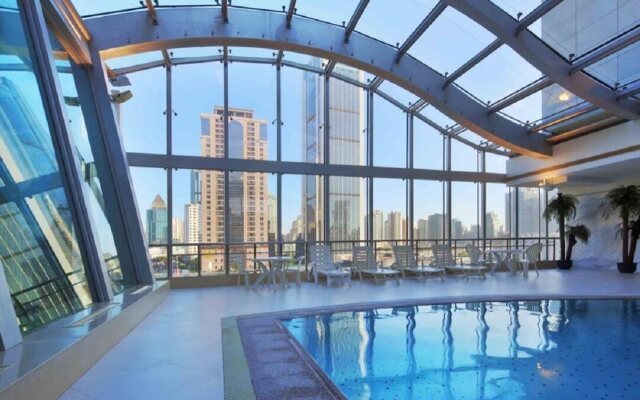 City Hotel