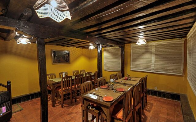 Summit Village Lodge