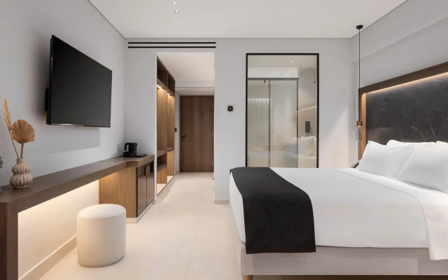 Avant Blue Boutique Hotel