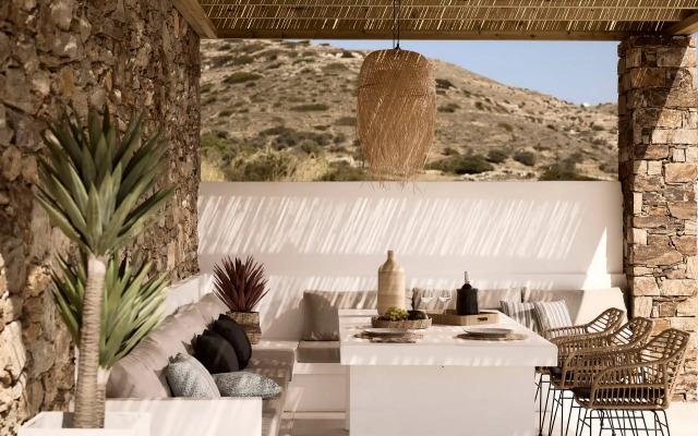 Thea Luxury Villas Ios