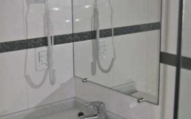 Hotel Genoves