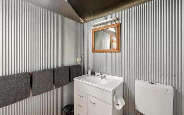 Lorne Bush House Cottages & Eco Retreats