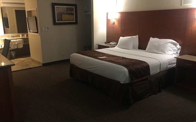 Ramada Rockville Centre