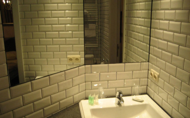 Avenue Hotel by F-Hotels