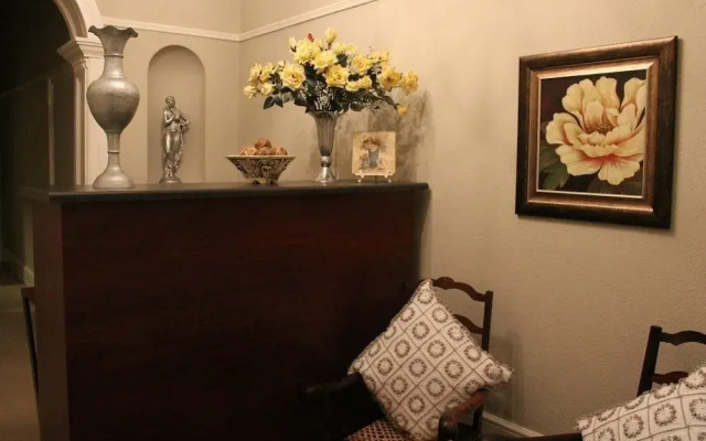 Tranquil House B&B @ 10 Berry St