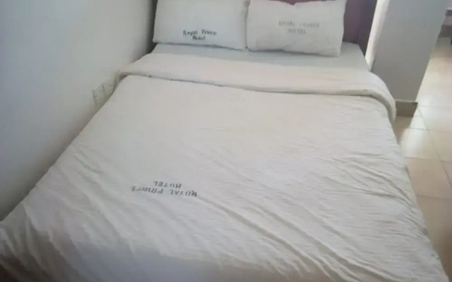 Royal Prince 2 Hotel