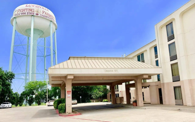 Motel 6 Lewisville, TX - Medical City