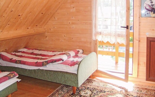 Nice Home in Jaroslawiec With 2 Bedrooms and Wifi