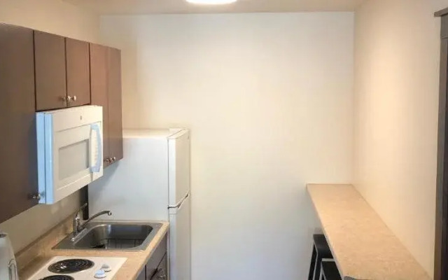 Yellowstone Big Rock Inn