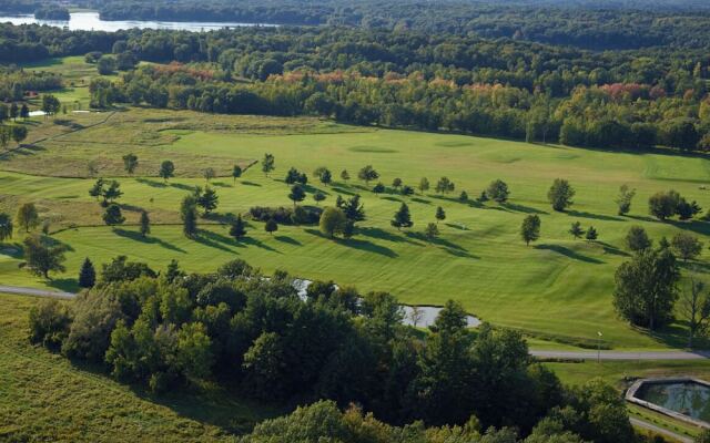 Riviera Inn and Suites 1000 Islands