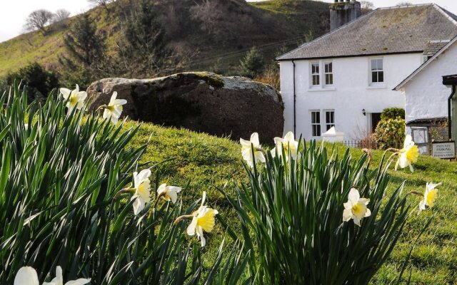 Cologin Farmhouse