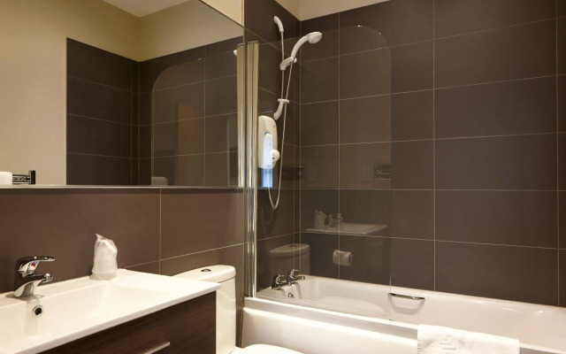 Linton Lodge Hotel, BW Signature Collection