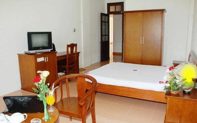 OYO 594 Cua Dai Beach