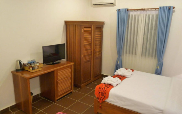 The Blue Corner Boutique Hotel