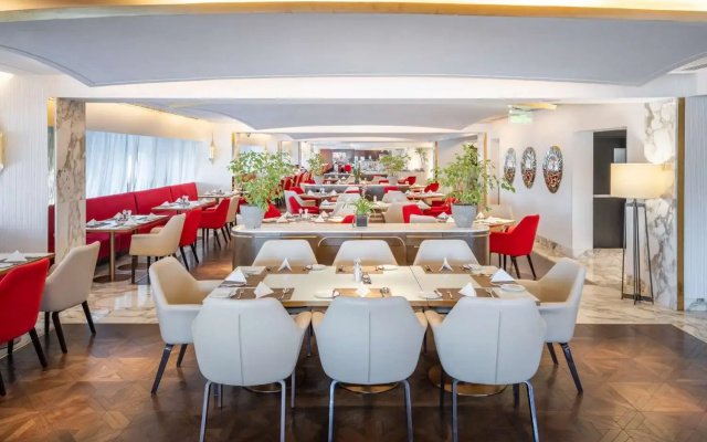 The  Galleria Jeddah, Curio Collection by Hilton