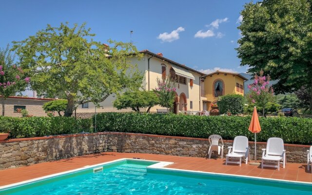 Renovated Farmhouse Near Florence