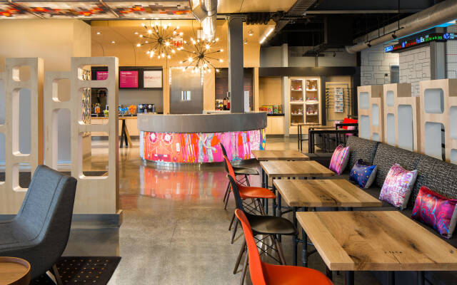 Aloft Louisville East