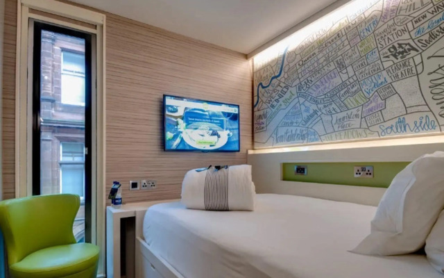 Hub by Premier inn London Westminster, Saint James Park
