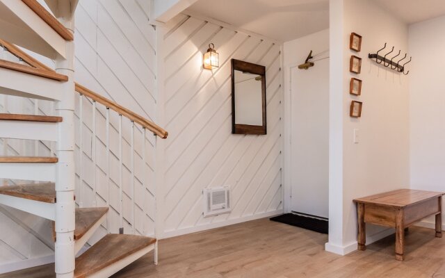 Crestview 49 - Two Bedroom Condo