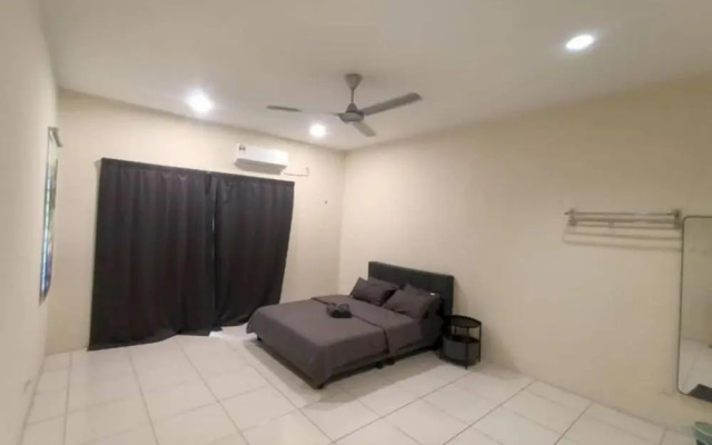 SPOT ON 91018 Sunshine Bnb Concept Service