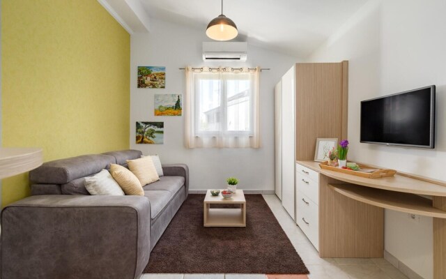 Stunning Home in Rovinj With Wifi and 1 Bedrooms