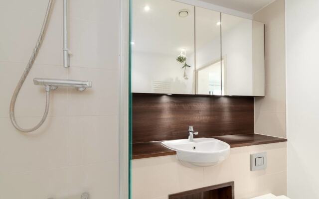 JOIVY Lovely Studio Flat with Terrace in Southeast London