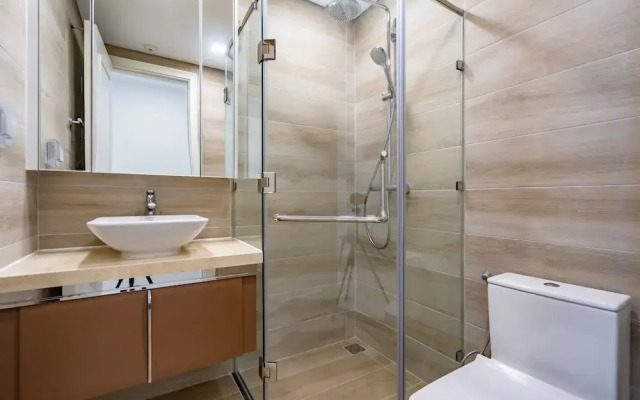 Nomad Homes Vinhomes Golden River