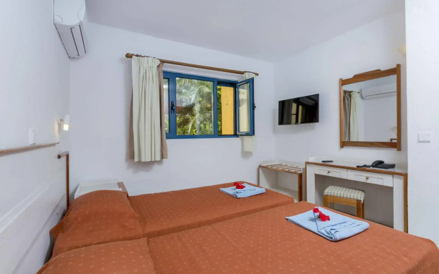 Dessole Dolphin Bay Resort – All Inclusive
