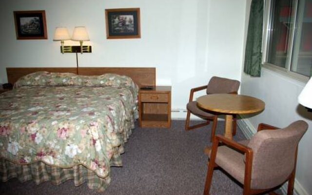 Davey's Extended Stay Rooms