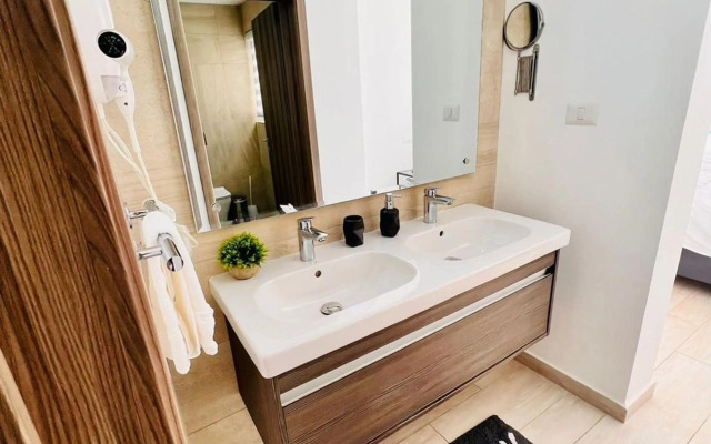 Relax Apto Pool And Golf View in Cana Pearl