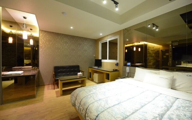 CIEL Motel