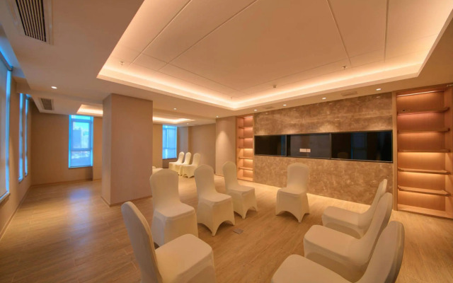 Holiday Inn Express Shenyang Tawan