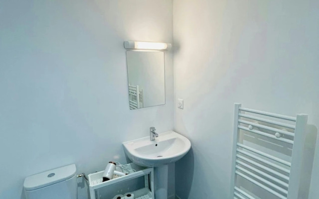 We Live In R - Suite 301