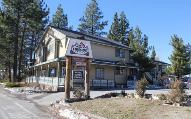Rodeway Inn & Suites Fireside Lodge